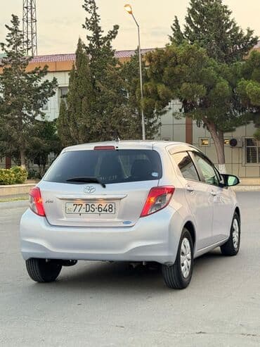 220 mator: Toyota Vitz: 1.3 l | 2012 il Hetçbek — 17