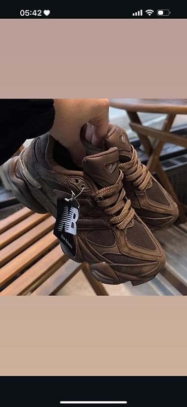 Botinkalar: New Balance qadın ayaqqabısı - Rəng: tünd qəhvəyi (mono-ton) - — 1