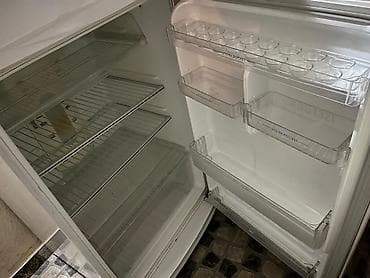 ucuz soyduclar: İki qapılı soyuducu - Rəng: Ağ - Üst hissə dondurucu, alt hissə — 2