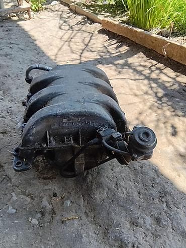 прокладка впускного коллектора: Mercedes-Benz 2400, 2.4 l, Benzin, 1998 il, Orijinal, İşlənmiş — 3