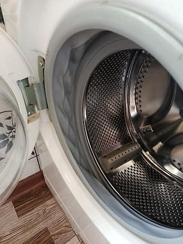 islenmis uqlarez: Paltaryuyan maşın INDESIT işlənmiş barabani yerindən çıxıb — 1