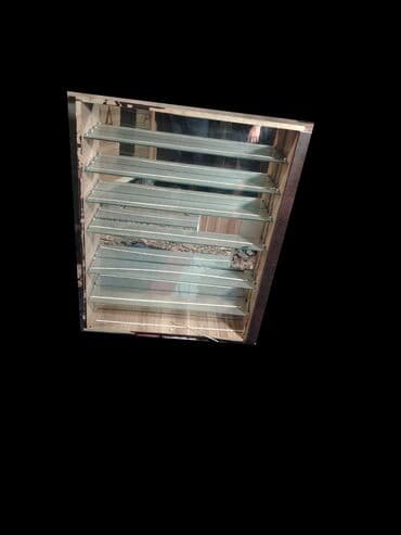 вешалки для магазина: Zərgərlik vitrin dəsti - Ön hissəsində “Qızıl Gümüş” yazılı vitrinin — 7