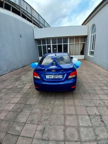 c klass mersedes: Hyundai Accent: 1.6 l | 2014 il Sedan — 6