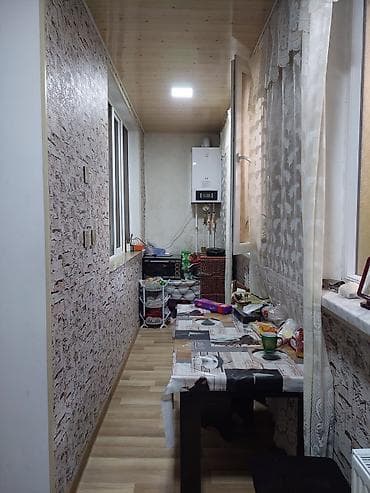 Sabir 1. 5-ci mərtəbə 2 otaq ev satılır 93000