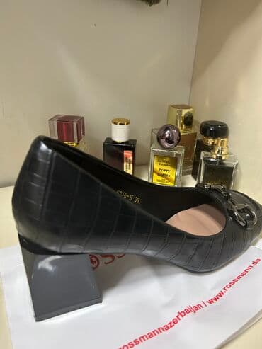 туфли новая не одевала не разу: Туфли, Размер: 39, Новый — 2