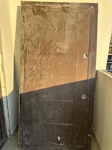 Giris qapisi
85azn qiymet sondur
28may 0409 leli