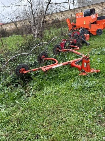 Toyota: 3cü bir yerde satılır. presbağlayan az işleyib — 8