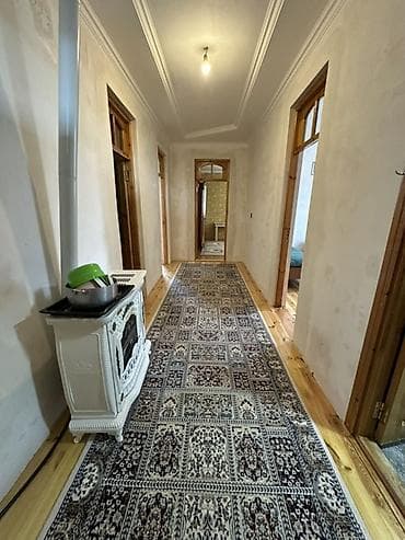 evlee: Satılır: 2 otaqlı həyət evi (fotoşəkillərdə) - Geniş dəhliz, taxta — 3