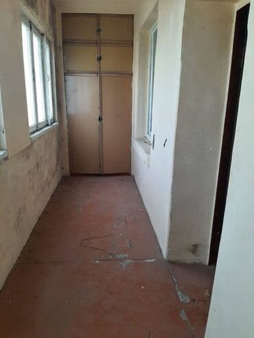 əhmədlidə 3 otaqlı evlər: Bakı, 2 otaqlı, Köhnə tikili, m. Əhmədli, 60 kv. m — 4