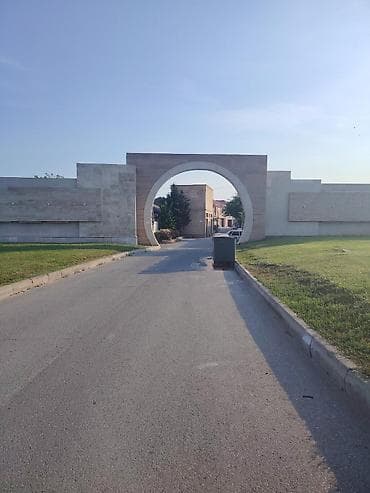3 otaqlı, 107 kv. m, Kredit yoxdur, Təmirsiz — 2