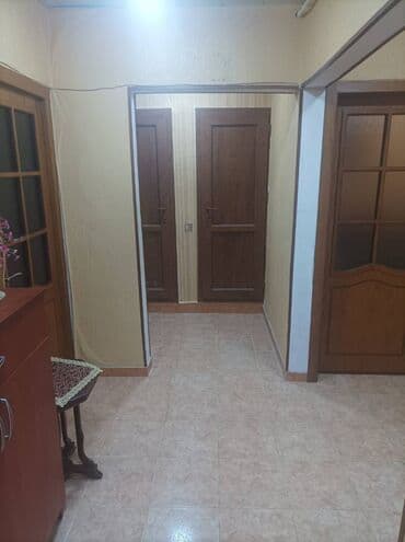 xacmazda satilan evler: Bakı, 3 otaqlı, Köhnə tikili, 82 kv. m — 3