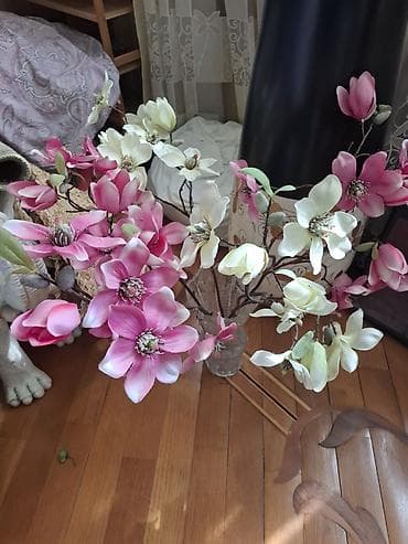 şaxta gülü: Dekorativ süni magnoliya budaqları - Rənglər: açıq çəhrayı, tünd — 1