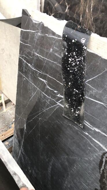 su daşi: Mermer ve mermerden hazrlanmis mehsullarin olcuye gore kesimi yigimi — 2