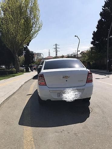 Chevrolet: Chevrolet Cobalt: 1.5 l | 2024 il 90000 km Sedan — 3