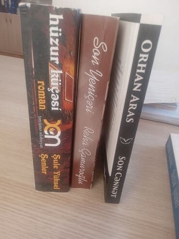 bədii əsərlər: Satılır: 3 ədəd kitab paketi - cemi 6 manata. Azerbaycan — 2