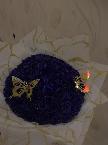 dekor gül: İlk kim yazsa ona istədiyi qiymətə verəcəm❤️🫶🏻Mavi qızılı güllər — 2