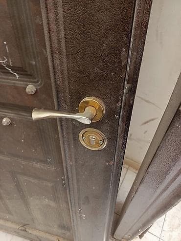 pul seyfi: Metal giriş qapısı – komplekt - Material: gücləndirilmiş metal — 3