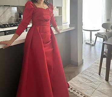 ereb geyimleri: Qırmızı ziyafət geyimləri – 2 model 1) Dantelli, işıltılı qırmızı — 2
