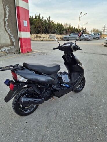 suret panel: Şəhər içi sürüş üçün praktik skuter - Rəng: qara - Kuzov tipi: skuter — 6