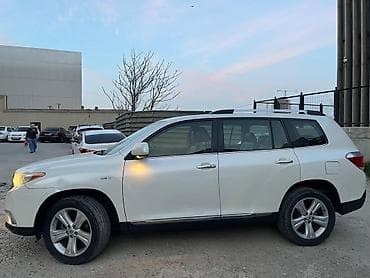 lider disk: Toyota Highlander: 3.5 l | 2012 il Krossover — 2