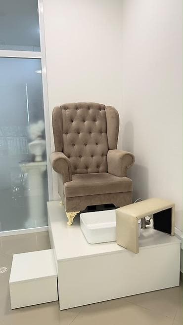Салонная, медицинская мебель: Pedikür üçün salon komplekti - Yüksək arxalı, düyməli kapitone — 3