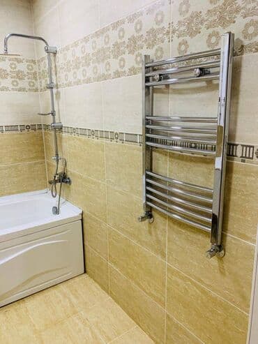 gündəlik kirayə mənzillər: 3 otaqlı, Yeni tikili, 99 kv. m — 22