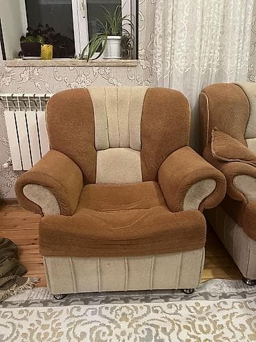 Ferrari: Диван, Б/у, Раскладной, Без подьемного механизма, Ткань, Нет доставки — 2