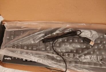 notebook klaviatura satisi: Logitech simli klaviatura - Tam ölçülü dizayn: rəqəm bloku, ox — 2