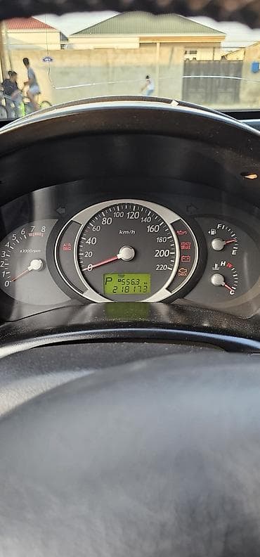 teker 19: Hyundai Tucson: 2.7 l | 2006 il Ofrouder/SUV — 7