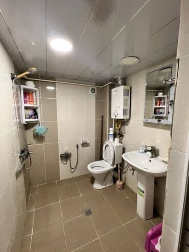 şəhər bağları mənzil satılır: Bakı, Qaraçuxur qəs., 2 otaqlı, Köhnə tikili, 55 kv. m — 10