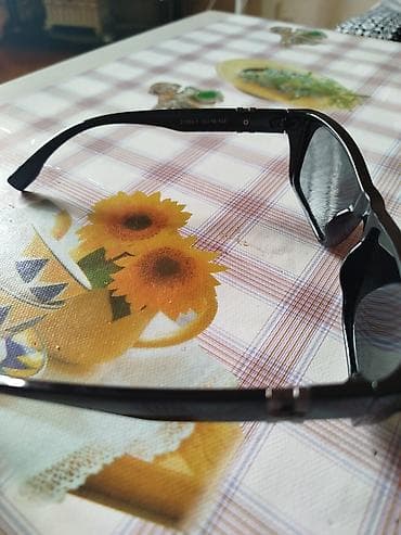 Солнцезащитные очки, Lacoste, Б/у — 1