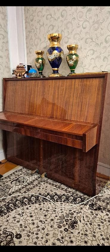 Upright pianino – “Красный Октябрь” (sovet istehsalı) - Korpus — 3
