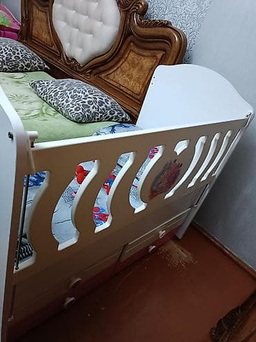alibebe beşik: Uşaq beşiyi – transformasiya olunan model - Material: möhkəm — 2