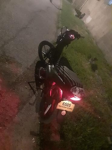 velosipedlə: Hec bir problemi yoxdur s50 le barter elyerem — 1