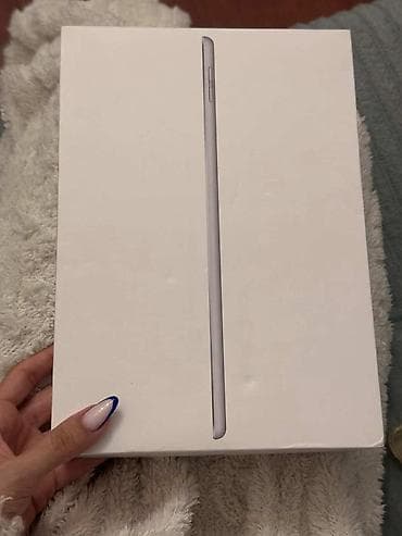 ipad mini 5 kredit: Apple iPad 7 (10.2, 2019) 32GB satılır. Cihaz xanım tərəfindən — 7