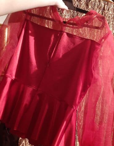 ağ qadın köynəyi: Qırmızı ziyafət bluzası - Material: atlas parça və üzərində şəffaf — 2