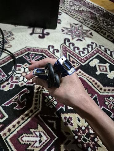 gaming notebook: Masaüstü kompüter (MSI anakartlı sistem bloku) + USB klaviatura — 9