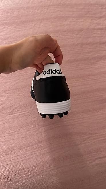 Butslar: Butslar Adidas, Ölçü: 42, Yeni — 3