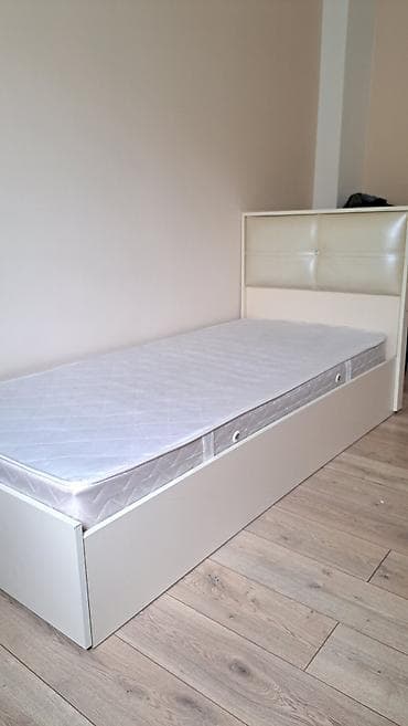 Təknəfərlik çarpayı, Bazasız, Matras ilə, Siyirməsiz