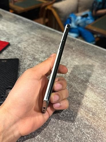 hisense infinity e9: Samsung Note 10, rəng - Ağ, Barmaq izi — 5