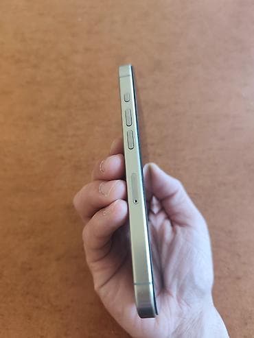 samsun a17: IPhone 15 Pro, 128 GB, Natural Titanium, Face ID — 3