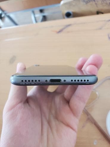 telefon gence: IPhone 8, 64 GB, Qara, Barmaq izi — 4