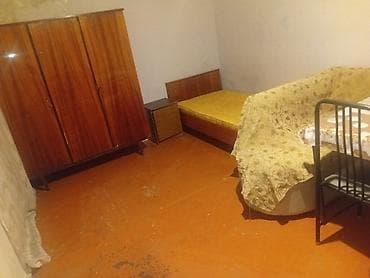 ucuz ev: Kirayə üçün 1 otaqlı yaşayış yeri həyət evi ümumi sakit həyət - — 6
