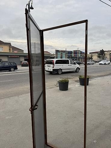pencere setkası: Sineklik qapı – möhkəm alüminium karkaslı, menteşəli açılıb‑bağlanan — 3
