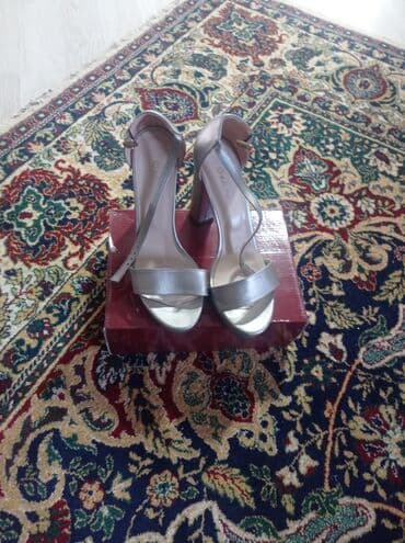 туфли новая не одевала не разу: Туфли, Размер: 40, Новый — 5