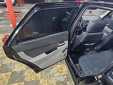 man sat: VAZ (LADA) Priora: 1.6 l | 2011 il 235000 km Hetçbek — 10