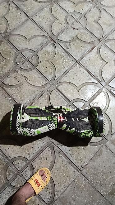 Elektrikli hoverboard (self-balance skuter) - Dizayn: Yaşıl-ağ-qara