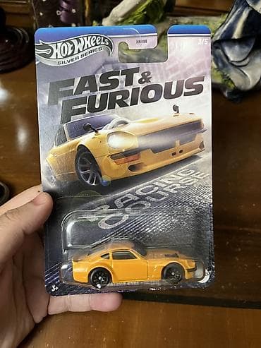 Datsun custom modelidir bagli qutu ideal veziyyetdedir 2 ededdir satis