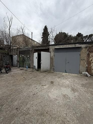 heyet evi dizayn: Kirayə/Garaj sahəsi – tək maşınlıq boks Xüsusiyyətlər: - Beton döşəmə — 6