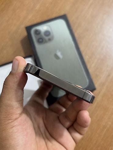 ıpone 7: IPhone 12 Pro, 256 GB, Qara, Zəmanət, Kredit, Simsiz şarj — 4
